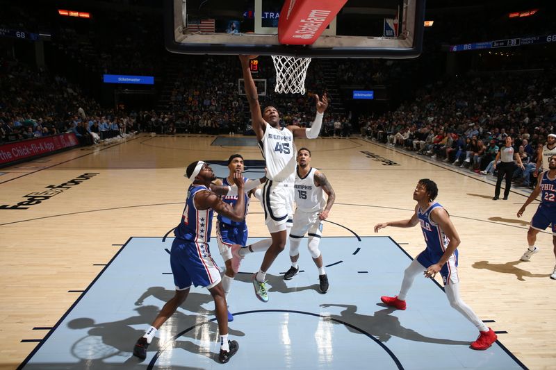 MEMPHIS, TN - APRIL 6: GG Jackson #45 of the Memphis Grizzlies drives to the basket during the game against the Philadelphia 76ers on April 6, 2024 at FedExForum in Memphis, Tennessee. NOTE TO USER: User expressly acknowledges and agrees that, by downloading and or using this photograph, User is consenting to the terms and conditions of the Getty Images License Agreement. Mandatory Copyright Notice: Copyright 2024 NBAE (Photo by Joe Murphy/NBAE via Getty Images)