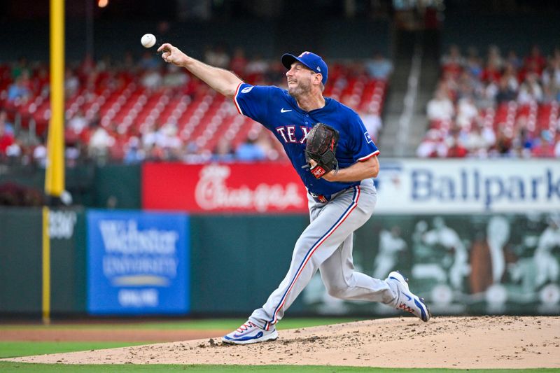 Jul 30, 2024; St. Louis, Missouri, USA;  Texas Rangers starting pitcher Max Scherzer (31) pitches against the St. Louis Cardinals during the first inning at Busch Stadium. Mandatory Credit: Jeff Curry-USA TODAY Sports