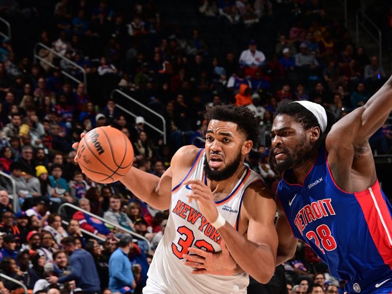 DETROIT, MI - NOVEMBER 1: Karl-Anthony Towns #32 of the New York Knicks dribbles the ball during the game against the Detroit Pistons on November 1, 2024 at Little Caesars Arena in Detroit, Michigan. NOTE TO USER: User expressly acknowledges and agrees that, by downloading and/or using this photograph, User is consenting to the terms and conditions of the Getty Images License Agreement. Mandatory Copyright Notice: Copyright 2024 NBAE (Photo by Chris Schwegler/NBAE via Getty Images)