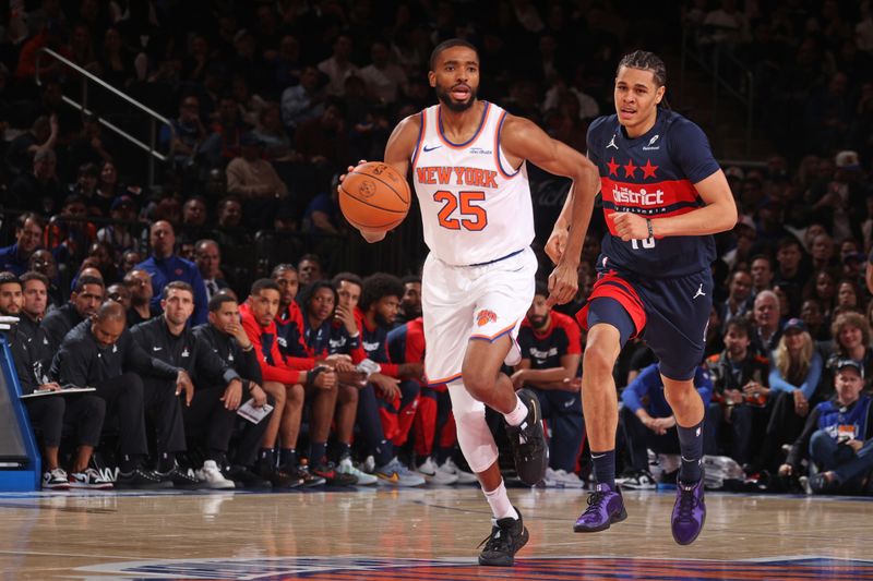 NEW YORK, NY - NOVEMBER 18: Mikal Bridges #25 of the New York Knicks dribbles the ball during the game against the Washington Wizards on November 18, 2024 at Madison Square Garden in New York City, New York.  NOTE TO USER: User expressly acknowledges and agrees that, by downloading and or using this photograph, User is consenting to the terms and conditions of the Getty Images License Agreement. Mandatory Copyright Notice: Copyright 2024 NBAE  (Photo by Nathaniel S. Butler/NBAE via Getty Images)