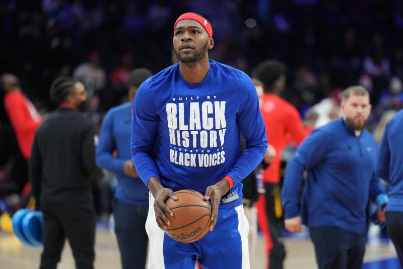 PHILADELPHIA, PA - FEBRUARY 9: Paul Reed #44 of the Philadelphia 76ers warms up before the game against the Atlanta Hawks on February 9, 2024 at the Wells Fargo Center in Philadelphia, Pennsylvania NOTE TO USER: User expressly acknowledges and agrees that, by downloading and/or using this Photograph, user is consenting to the terms and conditions of the Getty Images License Agreement. Mandatory Copyright Notice: Copyright 2024 NBAE (Photo by Jesse D. Garrabrant/NBAE via Getty Images)