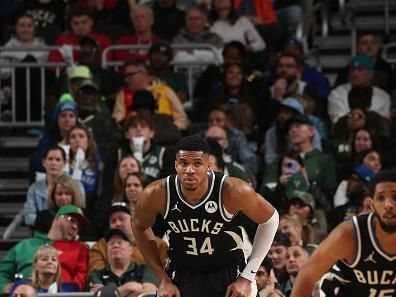 MILWAUKEE, WI - NOVEMBER 18: Giannis Antetokounmpo #34 of the Milwaukee Bucks plays defense against the Dallas Mavericks on November 18, 2023 at the Fiserv Forum Center in Milwaukee, Wisconsin. NOTE TO USER: User expressly acknowledges and agrees that, by downloading and or using this Photograph, user is consenting to the terms and conditions of the Getty Images License Agreement. Mandatory Copyright Notice: Copyright 2023 NBAE (Photo by Gary Dineen/NBAE via Getty Images).