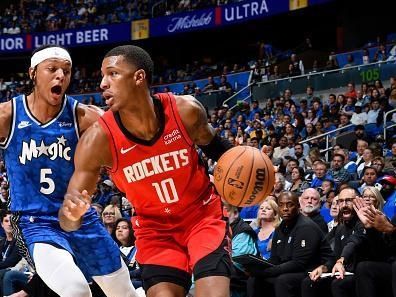 ORLANDO, FL - OCTOBER 25: Jabari Smith Jr. #10 of the Houston Rockets drives to the basket during the game against the Orlando Magic on October 25, 2023 at Amway Center in Orlando, Florida. NOTE TO USER: User expressly acknowledges and agrees that, by downloading and or using this photograph, User is consenting to the terms and conditions of the Getty Images License Agreement. Mandatory Copyright Notice: Copyright 2023 NBAE (Photo by Fernando Medina/NBAE via Getty Images)