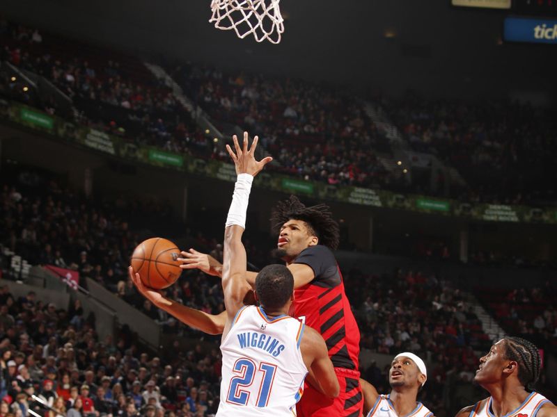 PORTLAND, OR - JANUARY 26: Shaedon Sharpe #17 of the Portland Trail Blazers drives to the basket during the game against the Oklahoma City Thunder on January 26, 2025 at the Moda Center Arena in Portland, Oregon. NOTE TO USER: User expressly acknowledges and agrees that, by downloading and or using this photograph, user is consenting to the terms and conditions of the Getty Images License Agreement. Mandatory Copyright Notice: Copyright 2025 NBAE (Photo by Cameron Browne/NBAE via Getty Images)