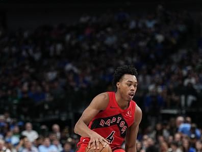 DALLAS, TX - NOVEMBER 8: Scottie Barnes #4 of the Toronto Raptors dribbles the ball during the game against the Dallas Mavericks on November 8, 2023 at the American Airlines Center in Dallas, Texas. NOTE TO USER: User expressly acknowledges and agrees that, by downloading and or using this photograph, User is consenting to the terms and conditions of the Getty Images License Agreement. Mandatory Copyright Notice: Copyright 2023 NBAE (Photo by Glenn James/NBAE via Getty Images)