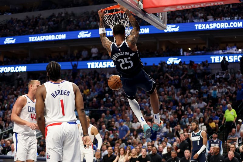 DALLAS, TEXAS - APRIL 28: P.J. Washington #25 of the Dallas Mavericks dunks the ball in the first half against the Los Angeles Clippers during game four of the Western Conference First Round Playoffs at American Airlines Center on April 28, 2024 in Dallas, Texas.  NOTE TO USER: User expressly acknowledges and agrees that, by downloading and or using this photograph, User is consenting to the terms and conditions of the Getty Images License Agreement. (Photo by Tim Warner/Getty Images)