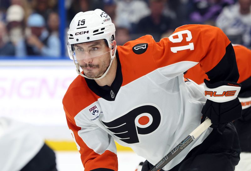 Tampa Bay Lightning Dominate Philadelphia Flyers with Stellar Defense and Key Plays