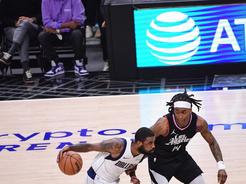 LOS ANGELES, CA - APRIL 23: Kyrie Irving #11 of the Dallas Mavericks goes to the basket during the game against the LA Clippers during Round 1 Game 2 of the 2024 NBA Playoffs on April 23, 2024 at Crypto.Com Arena in Los Angeles, California. NOTE TO USER: User expressly acknowledges and agrees that, by downloading and/or using this Photograph, user is consenting to the terms and conditions of the Getty Images License Agreement. Mandatory Copyright Notice: Copyright 2024 NBAE (Photo by Adam Pantozzi/NBAE via Getty Images)