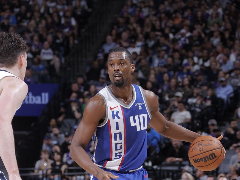 SACRAMENTO, CA - MARCH 18: Harrison Barnes #40 of the Sacramento Kings handles the ball during the game against the Memphis Grizzlies on March 18, 2024 at Golden 1 Center in Sacramento, California. NOTE TO USER: User expressly acknowledges and agrees that, by downloading and or using this Photograph, user is consenting to the terms and conditions of the Getty Images License Agreement. Mandatory Copyright Notice: Copyright 2024 NBAE (Photo by Rocky Widner/NBAE via Getty Images)