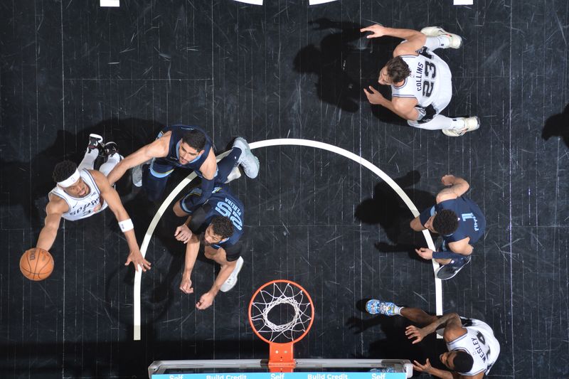 SAN ANTONIO, TX - MARCH 22  Keldon Johnson #3 of the San Antonio Spurs drives to the basket during the game against the Memphis Grizzlies on March 22, 2024 at the Frost Bank Center in San Antonio, Texas. NOTE TO USER: User expressly acknowledges and agrees that, by downloading and or using this photograph, user is consenting to the terms and conditions of the Getty Images License Agreement. Mandatory Copyright Notice: Copyright 2024 NBAE (Photos by Michael Gonzales/NBAE via Getty Images)