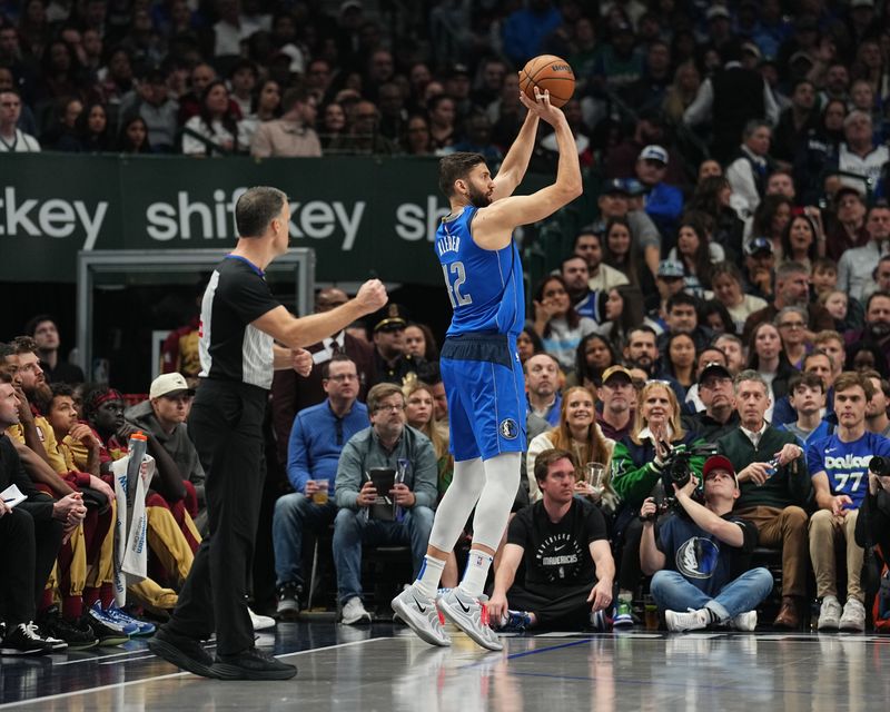 DALLAS, TX - JANUARY 03:  Maxi Kleber #42 of the Dallas Mavericks shoots a three point basket during the game against the Cleveland Cavaliers on January 3, 2025 at American Airlines Center in Dallas, Texas. NOTE TO USER: User expressly acknowledges and agrees that, by downloading and or using this photograph, User is consenting to the terms and conditions of the Getty Images License Agreement. Mandatory Copyright Notice: Copyright 2025 NBAE (Photo by Glenn James/NBAE via Getty Images)