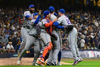 Brewers and Mets Lock Horns in a Pitcher's Duel at American Family Field