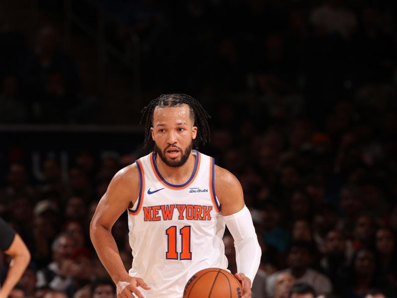 NEW YORK, NY - NOVEMBER 13: Jalen Brunson #11 of the New York Knicks dribbles the ball during the game against the Chicago Bulls on November 13, 2024 at Madison Square Garden in New York City, New York.  NOTE TO USER: User expressly acknowledges and agrees that, by downloading and or using this photograph, User is consenting to the terms and conditions of the Getty Images License Agreement. Mandatory Copyright Notice: Copyright 2024 NBAE  (Photo by Joe Murphy/NBAE via Getty Images)