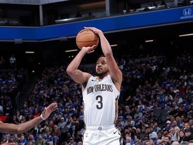 SACRAMENTO, CA - DECEMBER 4: CJ McCollum #3 of the New Orleans Pelicans shoots a three point basket against the Sacramento Kings during the quarter finals of the In-Season Tournament on December 4, 2023 at Golden 1 Center in Sacramento, California. NOTE TO USER: User expressly acknowledges and agrees that, by downloading and or using this Photograph, user is consenting to the terms and conditions of the Getty Images License Agreement. Mandatory Copyright Notice: Copyright 2023 NBAE (Photo by Rocky Widner/NBAE via Getty Images)