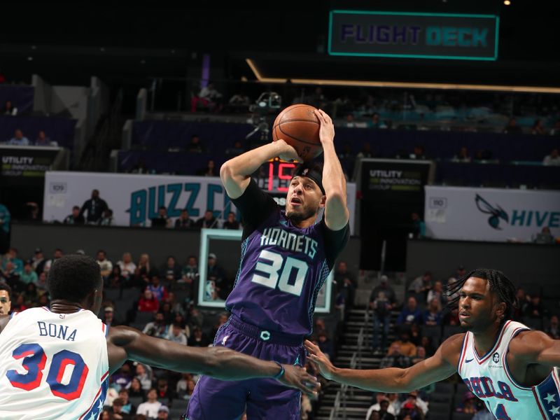 CHARLOTTE, NC - DECEMBER 3: Seth Curry #30 of the Charlotte Hornets shoots the ball during the game against the Philadelphia 76ers during an NBA Emirates Cup game on December 3, 2024 at Spectrum Center in Charlotte, North Carolina. NOTE TO USER: User expressly acknowledges and agrees that, by downloading and or using this photograph, User is consenting to the terms and conditions of the Getty Images License Agreement. Mandatory Copyright Notice: Copyright 2024 NBAE (Photo by Kent Smith/NBAE via Getty Images)