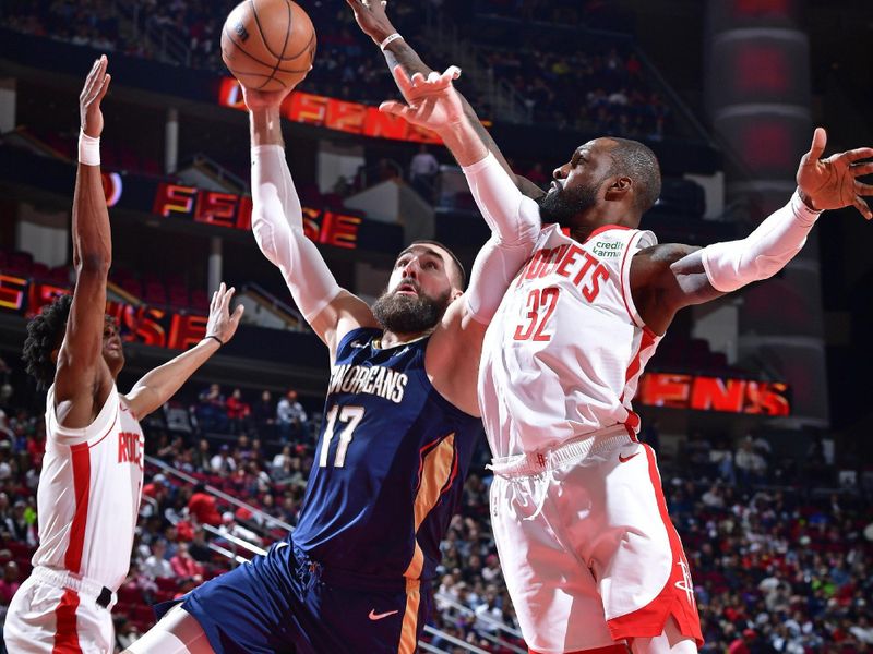 HOUSTON, TX - JANUARY 31:  Jonas Valanciunas #17 of the New Orleans Pelicans shoots the ball during the game against the Houston Rockets on January 31, 2024 at the Toyota Center in Houston, Texas. NOTE TO USER: User expressly acknowledges and agrees that, by downloading and or using this photograph, User is consenting to the terms and conditions of the Getty Images License Agreement. Mandatory Copyright Notice: Copyright 2024 NBAE (Photo by Logan Riely/NBAE via Getty Images)