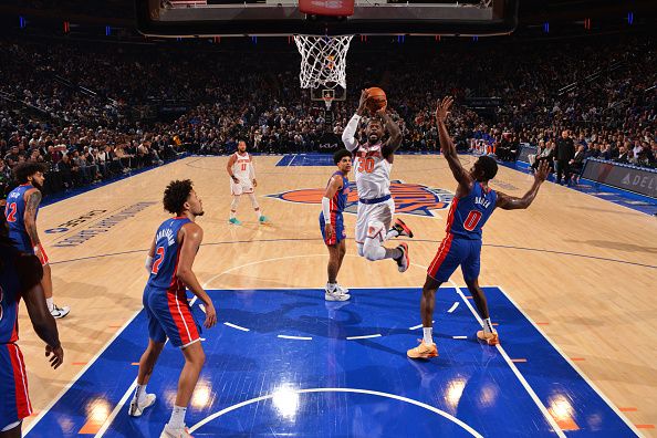 NEW YORK, NY - NOVEMBER 30: Julius Randle #30 of the New York Knicks drives to the basket during the game against the Detroit Pistons on November 30, 2023 at Madison Square Garden in New York City, New York.  NOTE TO USER: User expressly acknowledges and agrees that, by downloading and or using this photograph, User is consenting to the terms and conditions of the Getty Images License Agreement. Mandatory Copyright Notice: Copyright 2023 NBAE  (Photo by Jesse D. Garrabrant/NBAE via Getty Images)