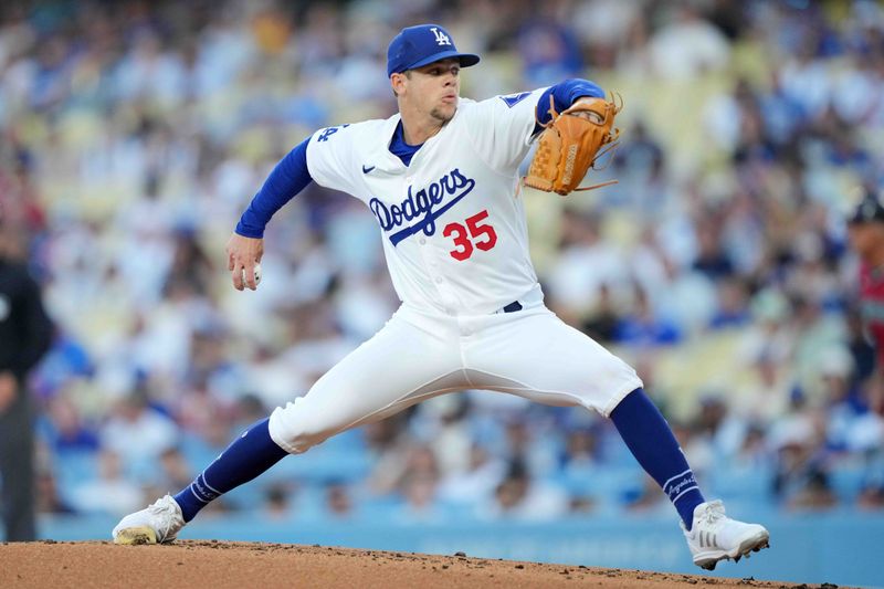 Jul 3, 2024; Los Angeles, California, USA; Los Angeles Dodgers starting pitcher Gavin Stone (35) throws in the first inning Arizona Diamondbacks at Dodger Stadium. Mandatory Credit: Kirby Lee-USA TODAY Sports