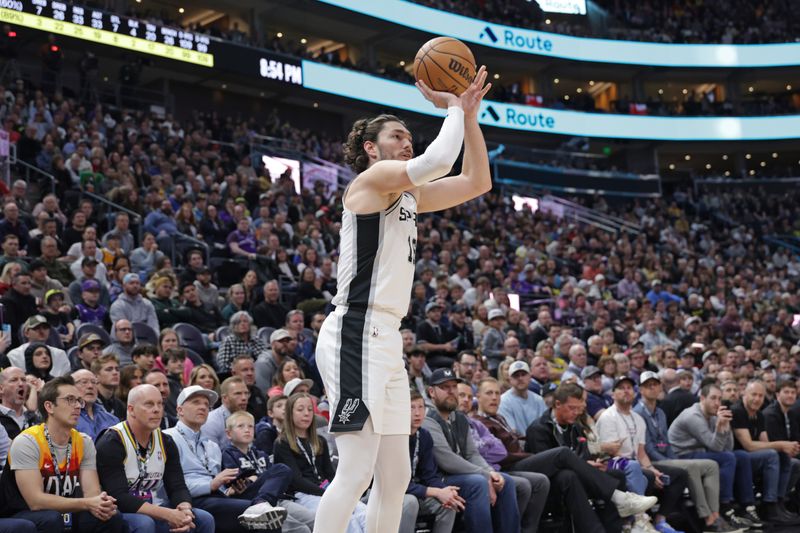 SALT LAKE CITY, UT - MARCH 27: Cedi Osman #16 of the San Antonio Spurs shoots the ball during the game against the Utah Jazz on March 27, 2024 at Delta Center in Salt Lake City, Utah. NOTE TO USER: User expressly acknowledges and agrees that, by downloading and or using this Photograph, User is consenting to the terms and conditions of the Getty Images License Agreement. Mandatory Copyright Notice: Copyright 2024 NBAE (Photo by Chris Nicoll/NBAE via Getty Images)