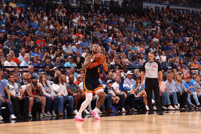 OKLAHOMA CITY, OK - APRIL 14: Jaylin Williams #6 of the Oklahoma City Thunder shoots a three point basket during the game against the Dallas Mavericks on April 14, 2024 at Paycom Arena in Oklahoma City, Oklahoma. NOTE TO USER: User expressly acknowledges and agrees that, by downloading and or using this photograph, User is consenting to the terms and conditions of the Getty Images License Agreement. Mandatory Copyright Notice: Copyright 2024 NBAE (Photo by Zach Beeker/NBAE via Getty Images)