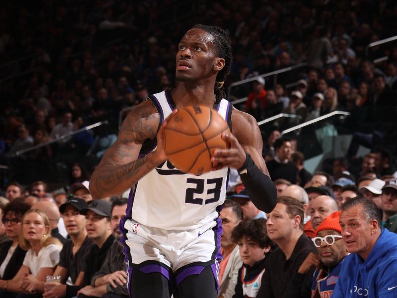 NEW YORK, NY - APRIL 4: Keon Ellis #23 of the Sacramento Kings shoots the ball during the game against the New York Knicks on April 4, 2024 at Madison Square Garden in New York City, New York.  NOTE TO USER: User expressly acknowledges and agrees that, by downloading and or using this photograph, User is consenting to the terms and conditions of the Getty Images License Agreement. Mandatory Copyright Notice: Copyright 2024 NBAE  (Photo by Nathaniel S. Butler/NBAE via Getty Images)