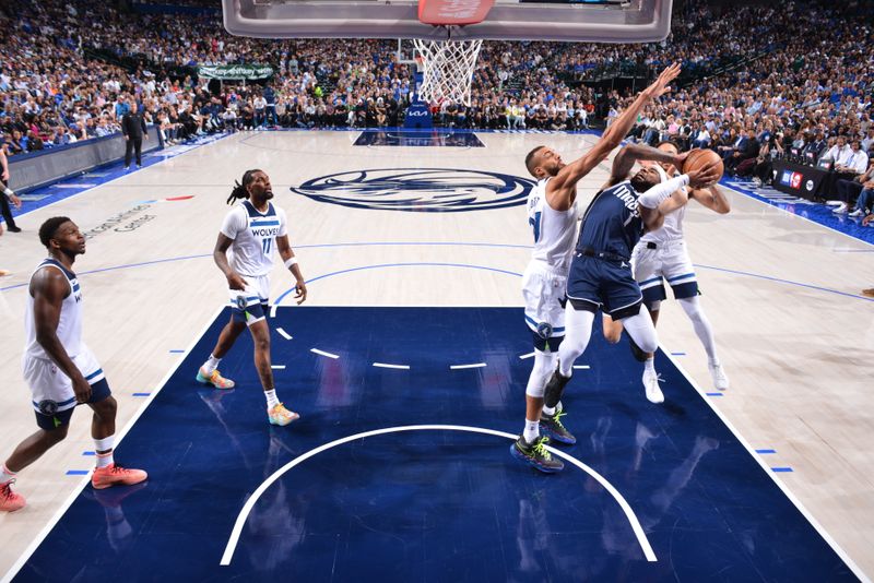 DALLAS, TX - MAY 28: Jaden Hardy #1 of the Dallas Mavericks drives to the basket during the game against the Minnesota Timberwolves during Game 3 of the Western Conference Finals of the 2024 NBA Playoffs on May 28, 2024 at the American Airlines Center in Dallas, Texas. NOTE TO USER: User expressly acknowledges and agrees that, by downloading and or using this photograph, User is consenting to the terms and conditions of the Getty Images License Agreement. Mandatory Copyright Notice: Copyright 2024 NBAE (Photo by Jesse D. Garrabrant/NBAE via Getty Images)