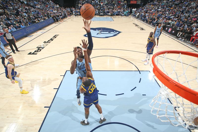 MEMPHIS, TN - FEBRUARY 2:  Jaren Jackson Jr. #13 of the Memphis Grizzlies shoots the ball during the game against the Golden State Warriors on February 2, 2024 at FedExForum in Memphis, Tennessee. NOTE TO USER: User expressly acknowledges and agrees that, by downloading and or using this photograph, User is consenting to the terms and conditions of the Getty Images License Agreement. Mandatory Copyright Notice: Copyright 2024 NBAE (Photo by Joe Murphy/NBAE via Getty Images)