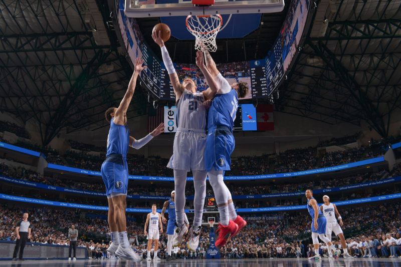 DALLAS, TX - JANUARY 29: Moritz Wagner #21 of the Orlando Magic goes to the basket during the game on January 29, 2024 at the American Airlines Center in Dallas, Texas. NOTE TO USER: User expressly acknowledges and agrees that, by downloading and or using this photograph, User is consenting to the terms and conditions of the Getty Images License Agreement. Mandatory Copyright Notice: Copyright 2024 NBAE (Photo by Glenn James/NBAE via Getty Images)