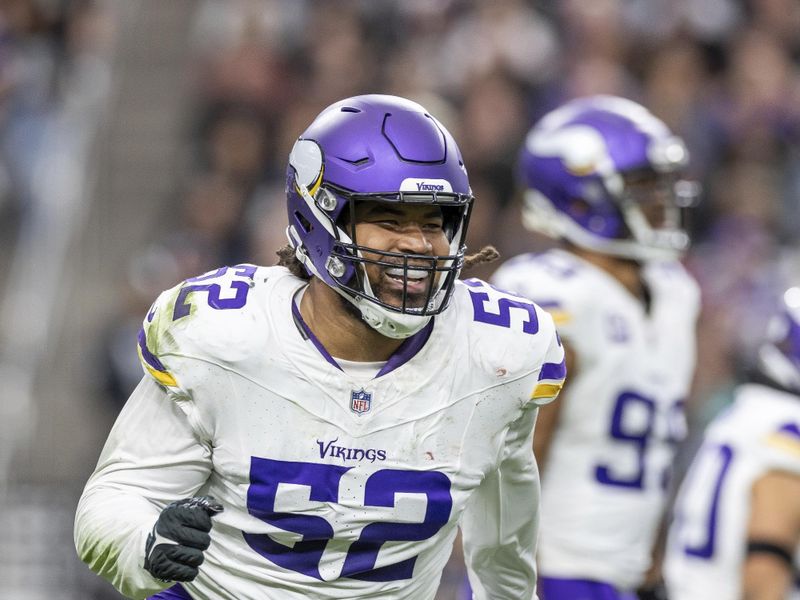 Minnesota Vikings defensive lineman Sheldon Day (52) against the Las Vegas Raiders in an NFL football game, Sunday, Dec. 10, 2023, in Las Vegas, NV. Vikings defeat the Raiders 3-0. (AP Photo/Jeff Lewis)