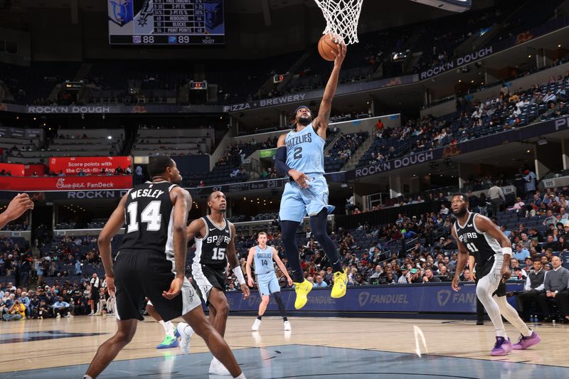 MEMPHIS, TN - APRIL 9: Zavier Simpson #2 of the Memphis Grizzlies drives to the basket during the game against the San Antonio Spurs on April 9, 2024 at FedExForum in Memphis, Tennessee. NOTE TO USER: User expressly acknowledges and agrees that, by downloading and or using this photograph, User is consenting to the terms and conditions of the Getty Images License Agreement. Mandatory Copyright Notice: Copyright 2024 NBAE (Photo by Joe Murphy/NBAE via Getty Images)<p><br/></p>