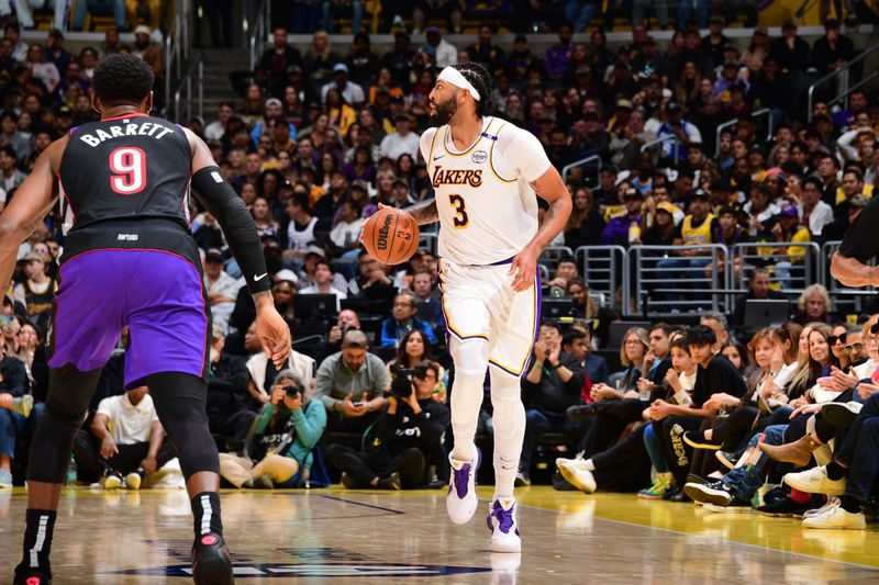 Los Angeles Lakers Overpower Toronto Raptors in a Dominant Home Victory