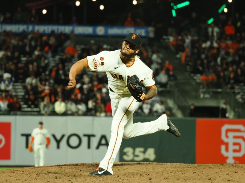 Aug 28, 2023; San Francisco, California, USA; San Francisco Giants relief pitcher Camil Doval (75) pitches the ball against the Cincinnati Reds during the ninth inning at Oracle Park. Mandatory Credit: Kelley L Cox-USA TODAY Sports