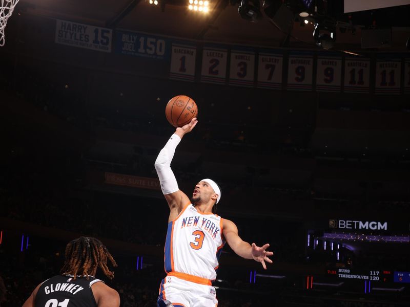 NEW YORK, NY - NOVEMBER 17: Josh Hart #3 of the New York Knicks shoots the ball during the game against the Brooklyn Nets on November 17, 2024 at Madison Square Garden in New York City, New York.  NOTE TO USER: User expressly acknowledges and agrees that, by downloading and or using this photograph, User is consenting to the terms and conditions of the Getty Images License Agreement. Mandatory Copyright Notice: Copyright 2024 NBAE  (Photo by Nathaniel S. Butler/NBAE via Getty Images)