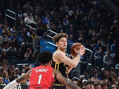 SAN FRANCISCO, CA - DECEMBER 23: Brandin Podziemski #2 of the Golden State Warriors handles the ball during the game against the Portland Trail Blazers on December 23, 2023 at Chase Center in San Francisco, California. NOTE TO USER: User expressly acknowledges and agrees that, by downloading and or using this photograph, user is consenting to the terms and conditions of Getty Images License Agreement. Mandatory Copyright Notice: Copyright 2023 NBAE (Photo by Noah Graham/NBAE via Getty Images)