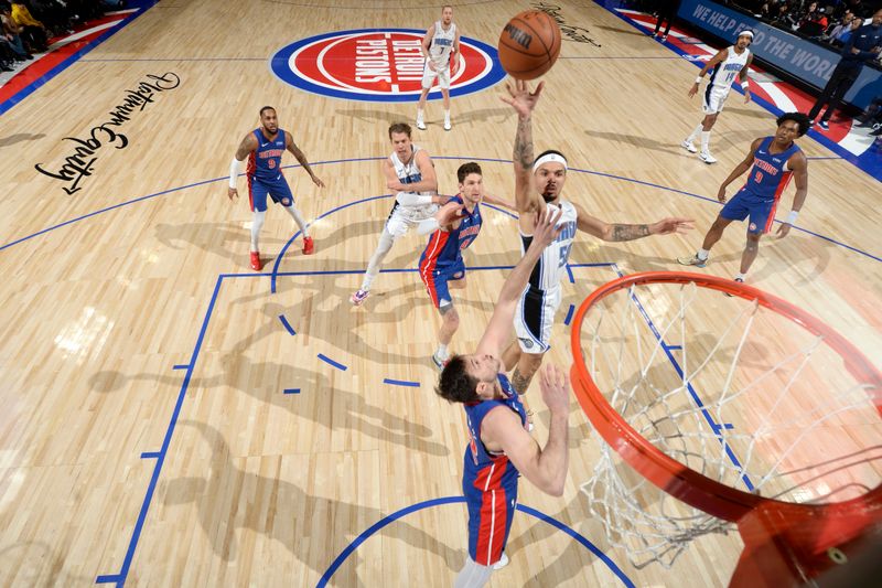 DETROIT, MI - FEBRUARY 4: Cole Anthony #50 of the Orlando Magic shoots the ball during the game  against the Detroit Pistons on February 4, 2024 at Little Caesars Arena in Detroit, Michigan. NOTE TO USER: User expressly acknowledges and agrees that, by downloading and/or using this photograph, User is consenting to the terms and conditions of the Getty Images License Agreement. Mandatory Copyright Notice: Copyright 2024 NBAE (Photo by Chris Schwegler/NBAE via Getty Images)