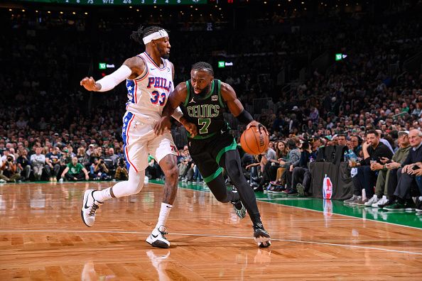 BOSTON, MA - DECEMBER 1: Jaylen Brown #7 of the Boston Celtics drives to the basket during the game against the Philadelphia 76ers on December 1, 2023 at the TD Garden in Boston, Massachusetts. NOTE TO USER: User expressly acknowledges and agrees that, by downloading and or using this photograph, User is consenting to the terms and conditions of the Getty Images License Agreement. Mandatory Copyright Notice: Copyright 2023 NBAE  (Photo by Brian Babineau/NBAE via Getty Images)