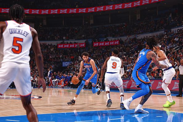 OKLAHOMA CITY, OK - DECEMBER 27: Chet Holmgren #7 of the Oklahoma City Thunder drives to the basket during the game against the New York Knicks on December 27, 2023 at Paycom Arena in Oklahoma City, Oklahoma. NOTE TO USER: User expressly acknowledges and agrees that, by downloading and or using this photograph, User is consenting to the terms and conditions of the Getty Images License Agreement. Mandatory Copyright Notice: Copyright 2023 NBAE (Photo by Zach Beeker/NBAE via Getty Images)