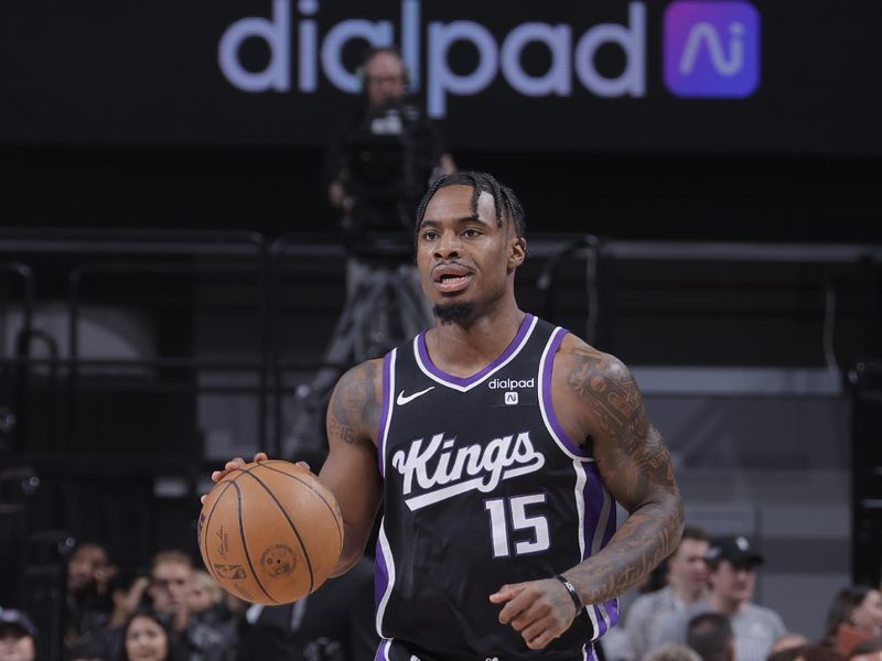 SACRAMENTO, CA - APRIL 11: Davion Mitchell #15 of the Sacramento Kings dribbles the ball during the game against the New Orleans Pelicans on April 11, 2024 at Golden 1 Center in Sacramento, California. NOTE TO USER: User expressly acknowledges and agrees that, by downloading and or using this Photograph, user is consenting to the terms and conditions of the Getty Images License Agreement. Mandatory Copyright Notice: Copyright 2024 NBAE (Photo by Rocky Widner/NBAE via Getty Images)