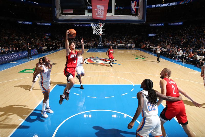 OKLAHOMA CITY, OK - OCTOBER 9: Reed Sheppard #15 of the Houston Rockets shoots the ball during the game against the Oklahoma City Thunder during a NBA pre season game on October 9, 2024 at Paycom Center in Oklahoma City, Oklahoma. NOTE TO USER: User expressly acknowledges and agrees that, by downloading and or using this photograph, User is consenting to the terms and conditions of the Getty Images License Agreement. Mandatory Copyright Notice: Copyright 2024 NBAE (Photo by Zach Beeker/NBAE via Getty Images)