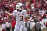 Texas Longhorns Dominate Arkansas Razorbacks with Defensive Mastery