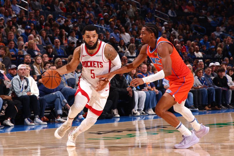 OKLAHOMA CITY, OK - NOVEMBER 8: Fred VanVleet #5 of the Houston Rockets drives to the basket during the game against the Oklahoma City Thunder on November 8, 2024 at Paycom Center in Oklahoma City, Oklahoma. NOTE TO USER: User expressly acknowledges and agrees that, by downloading and or using this photograph, User is consenting to the terms and conditions of the Getty Images License Agreement. Mandatory Copyright Notice: Copyright 2024 NBAE (Photo by Zach Beeker/NBAE via Getty Images)