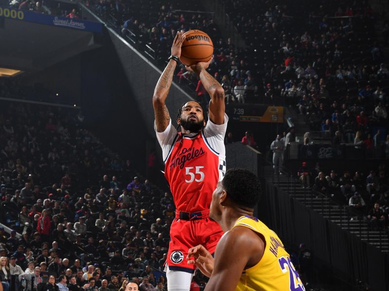 INGLEWOOD, CA - FEBRUARY 4: Derrick Jones Jr. #55 of the LA Clippers shoots the ball during the game against the Los Angeles Lakers on February 4, 2025 at Intuit Dome in Los Angeles, California. NOTE TO USER: User expressly acknowledges and agrees that, by downloading and/or using this Photograph, user is consenting to the terms and conditions of the Getty Images License Agreement. Mandatory Copyright Notice: Copyright 2025 NBAE (Photo by Juan Ocampo/NBAE via Getty Images)