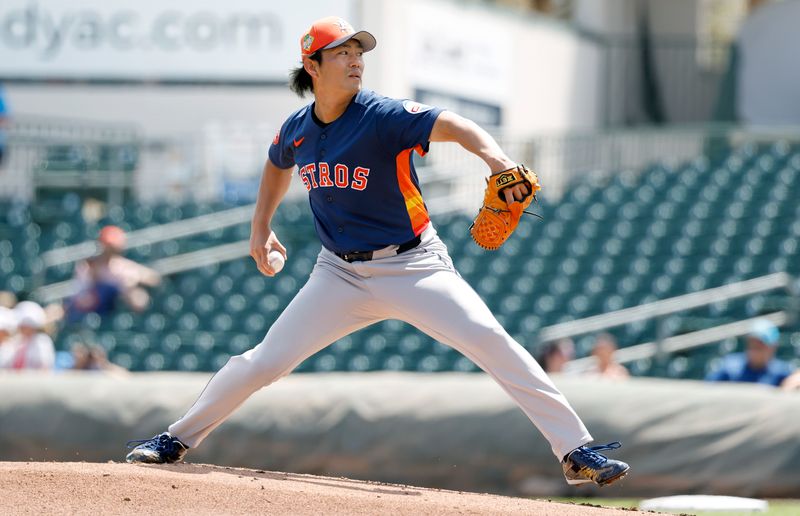 Mar 11, 2026; Jupiter, Florida, USA;  Houston Astros pitcher Tatsuya Imai (45) throws against the Miami Marlins during the first inning at Roger Dean Chevrolet Stadium. Mandatory Credit: Rhona Wise-Imagn Images
