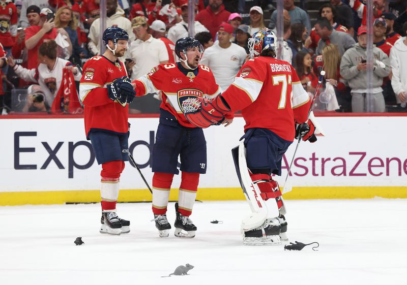 Maple Leafs Look to Turn the Tide Against Panthers in Sunrise Showdown