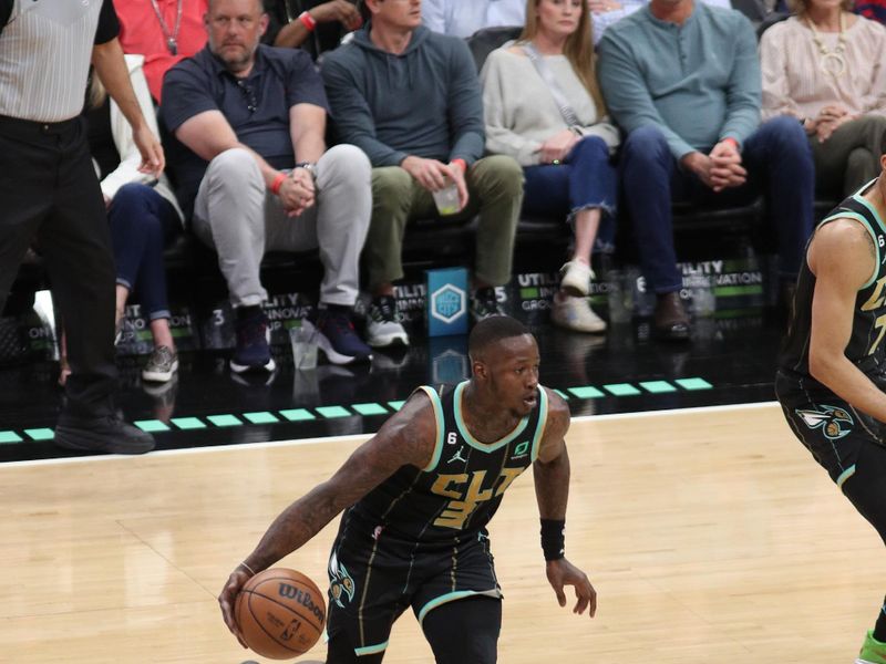 CHARLOTTE, NC - MARCH 1: Terry Rozier #3 of the Charlotte Hornets dribbles the ball during the game against the Phoenix Suns on March 1, 2023 at Spectrum Center in Charlotte, North Carolina. NOTE TO USER: User expressly acknowledges and agrees that, by downloading and or using this photograph, User is consenting to the terms and conditions of the Getty Images License Agreement.  Mandatory Copyright Notice:  Copyright 2023 NBAE (Photo by Brock Williams-Smith/NBAE via Getty Images)