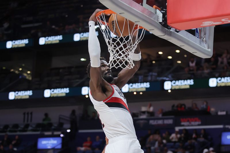 NEW ORLEANS, LOUISIANA - NOVEMBER 04: Deandre Ayton #2 of the Portland Trail Blazers dunks during the first half against the New Orleans Pelicans at Smoothie King Center on November 04, 2024 in New Orleans, Louisiana. NOTE TO USER: User expressly acknowledges and agrees that, by downloading and or using this Photograph, user is consenting to the terms and conditions of the Getty Images License Agreement. (Photo by Jonathan Bachman/Getty Images)