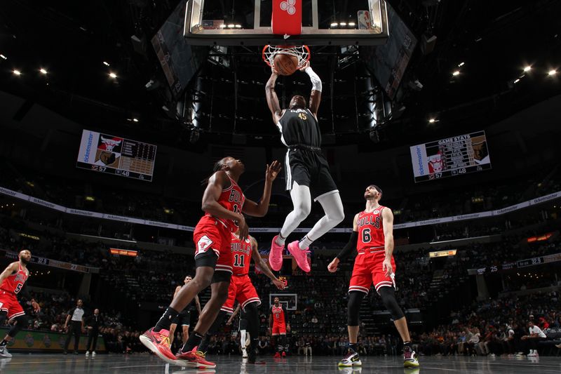 MEMPHIS, TN - FEBRUARY 8: GG Jackson #45 of the Memphis Grizzlies dunks the ball during the game against the Chicago Bulls on February 8, 2024 at FedExForum in Memphis, Tennessee. NOTE TO USER: User expressly acknowledges and agrees that, by downloading and or using this photograph, User is consenting to the terms and conditions of the Getty Images License Agreement. Mandatory Copyright Notice: Copyright 2024 NBAE (Photo by Joe Murphy/NBAE via Getty Images)