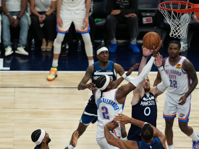 MINNEAPOLIS, MN -  MAY 26: Shai Gilgeous-Alexander #2 of the Oklahoma City Thunder drives to the basket during the game against the Minnesota Timberwolves during Game Three of the Western Conference Finals on May 26, 2025 at Target Center in Minneapolis, Minnesota. NOTE TO USER: User expressly acknowledges and agrees that, by downloading and or using this Photograph, user is consenting to the terms and conditions of the Getty Images License Agreement. Mandatory Copyright Notice: Copyright 2025 NBAE (Photo by Jordan Johnson/NBAE via Getty Images)