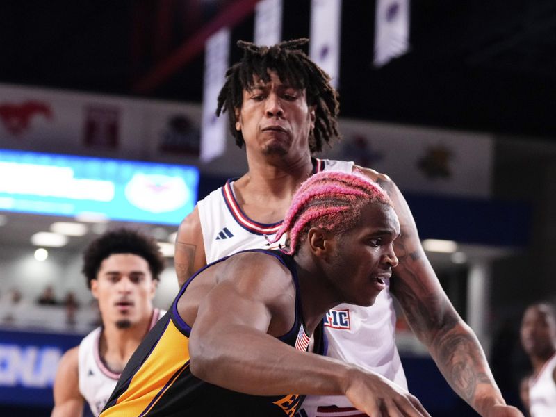 Jan 2, 2024; Boca Raton, Florida, USA; East Carolina Pirates forward Ezra Ausar (2) drives to the basket against the Florida Atlantic Owls during the first half at Eleanor R. Baldwin Arena. Mandatory Credit: Rich Storry-USA TODAY Sports