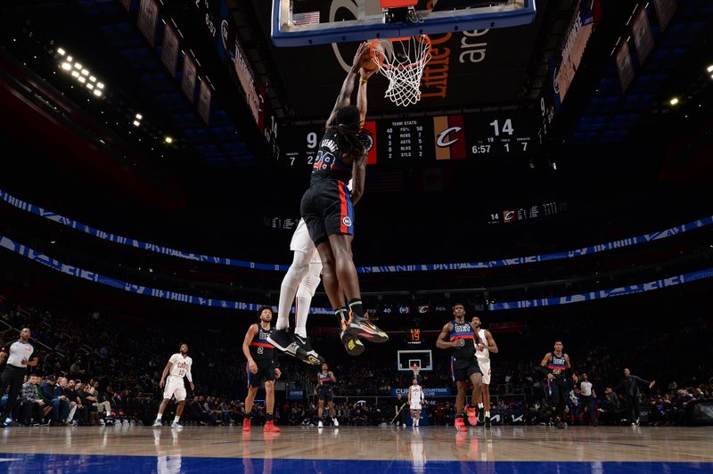 DETROIT, MI - MARCH 1: Isaiah Stewart #28 of the Detroit Pistons blocks the dunk by Jarrett Allen #31 of the Cleveland Cavaliers during the game on March 1, 2024 at Little Caesars Arena in Detroit, Michigan. NOTE TO USER: User expressly acknowledges and agrees that, by downloading and/or using this photograph, User is consenting to the terms and conditions of the Getty Images License Agreement. Mandatory Copyright Notice: Copyright 2024 NBAE (Photo by Chris Schwegler/NBAE via Getty Images)